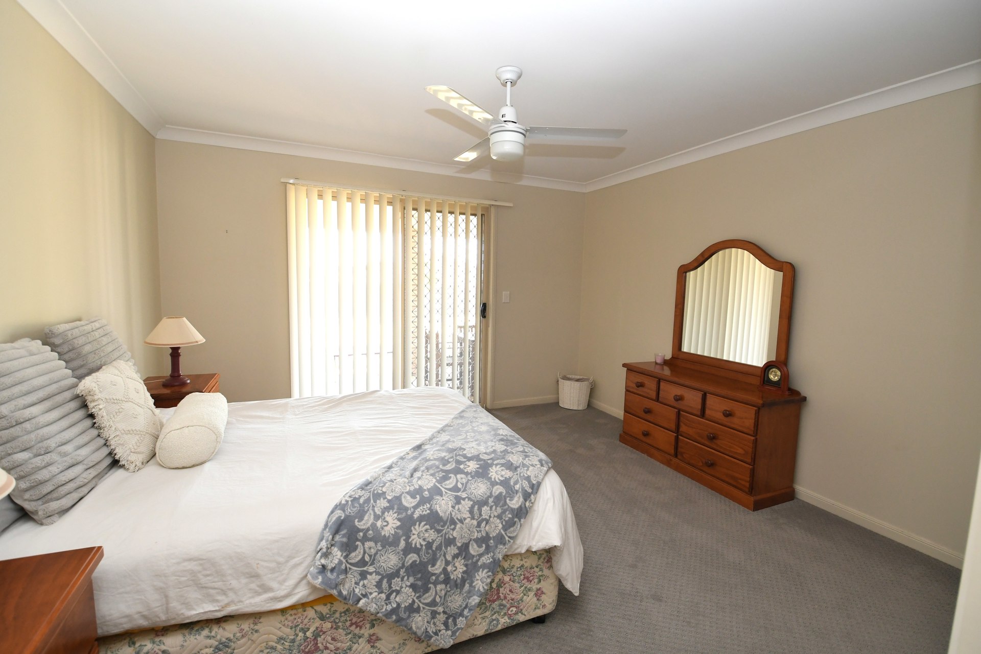 176007158394260714-rsd