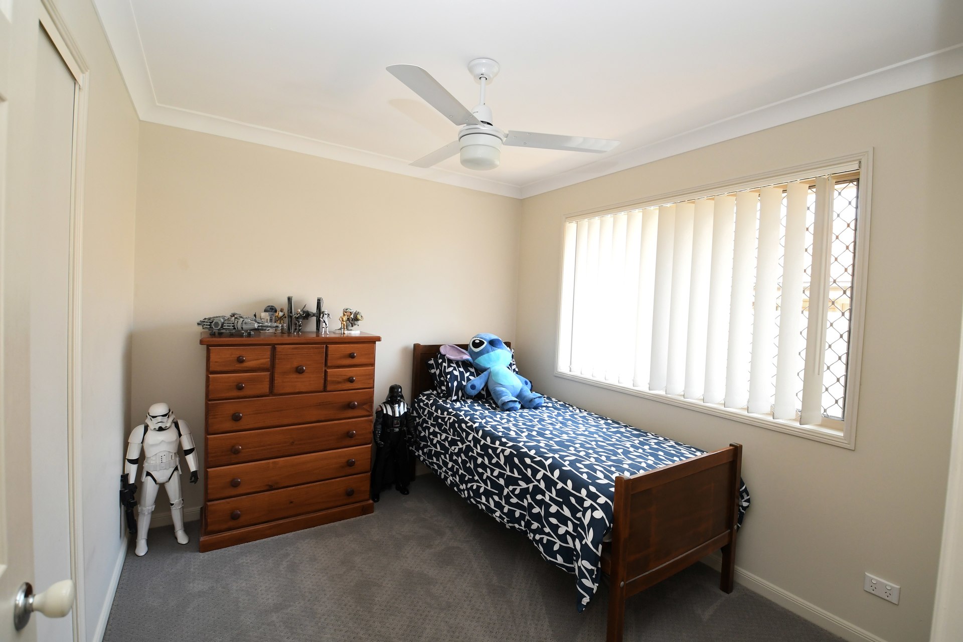 176007160688589570-rsd